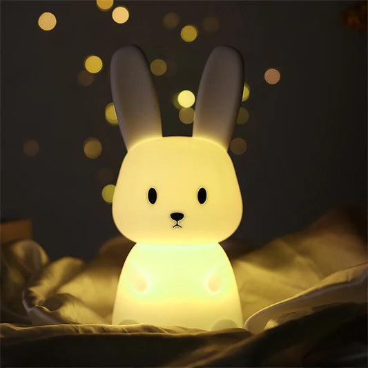 LED-Nachtlicht im Kaninchen-Design